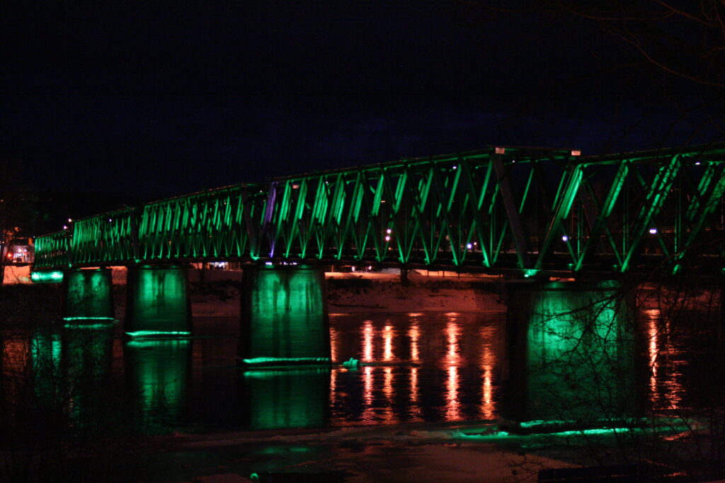 Fraser River Walking Bridge, Quesnel, BC - Courtesy of City of Quesnel